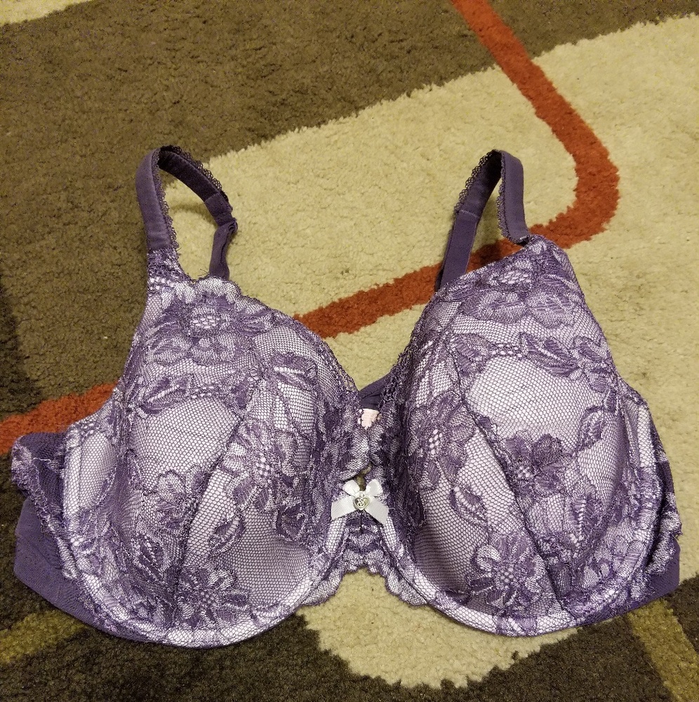 V.S. Bra